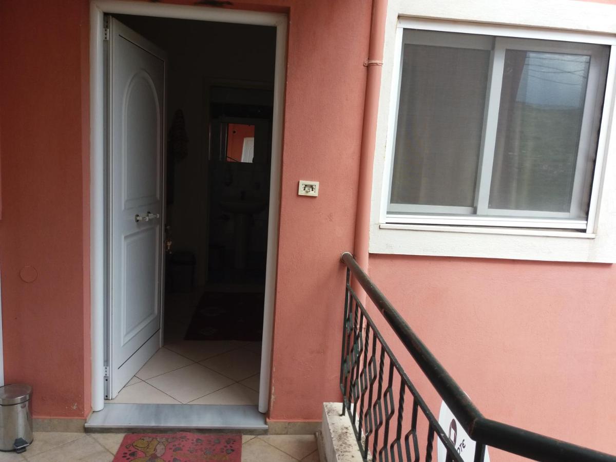 Laida Place Янина Экстерьер фото